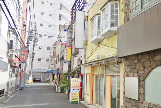町田チケット外観